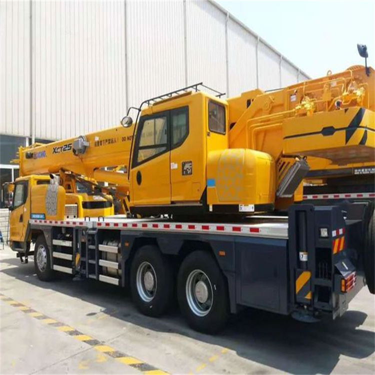 郫县离这最近出租吊车电话